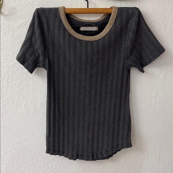 Free People We the Free Charcoal Tan Large Escape Rib Stretch T Shirt M - Picture 3 of 7